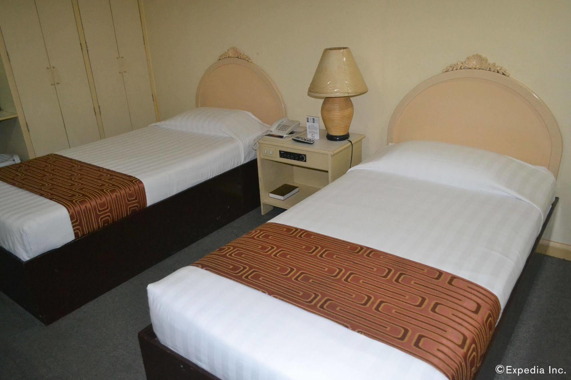 Hotel Cesario Lapu-Lapu City Eksteriør billede