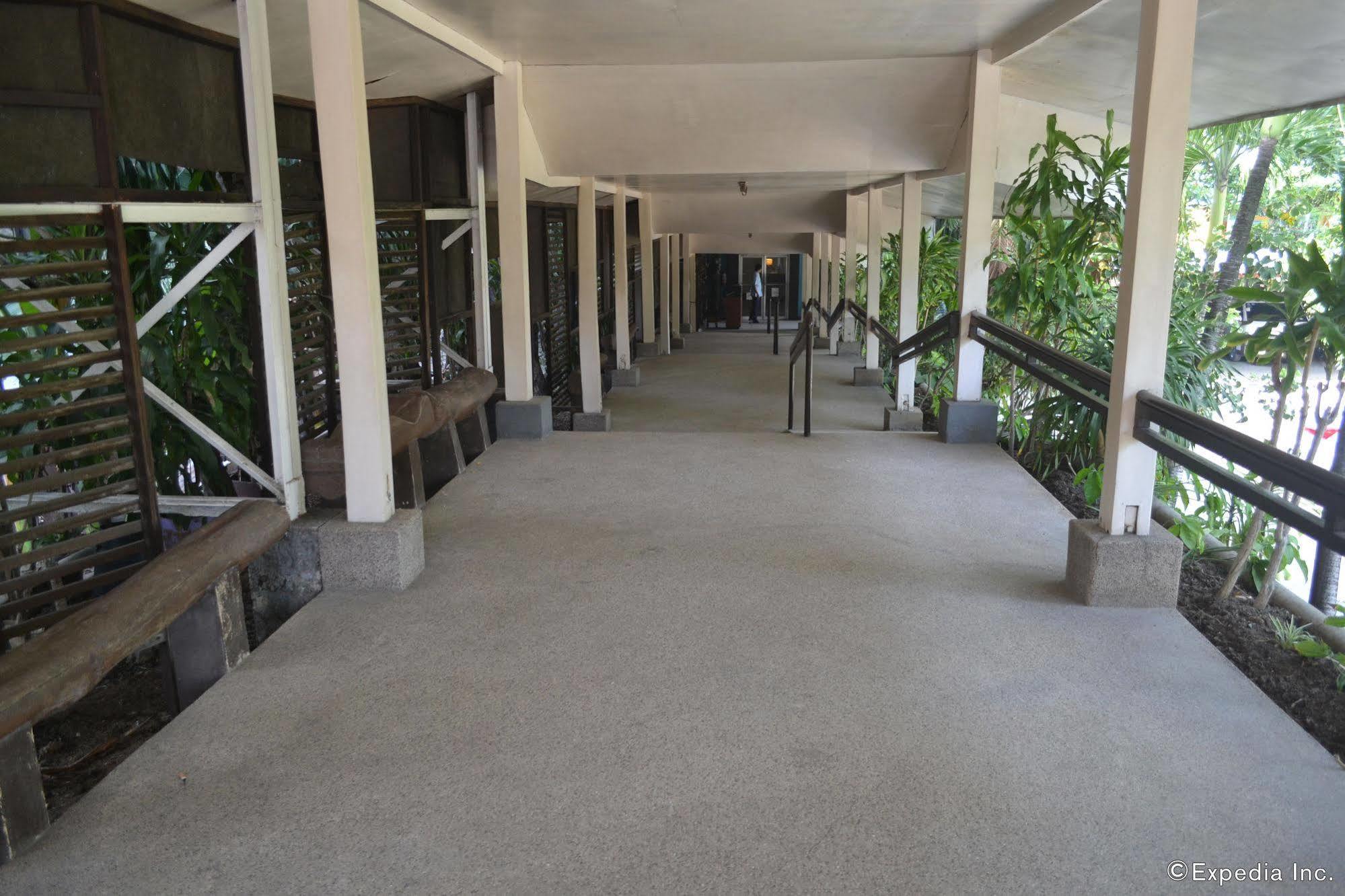 Hotel Cesario Lapu-Lapu City Eksteriør billede