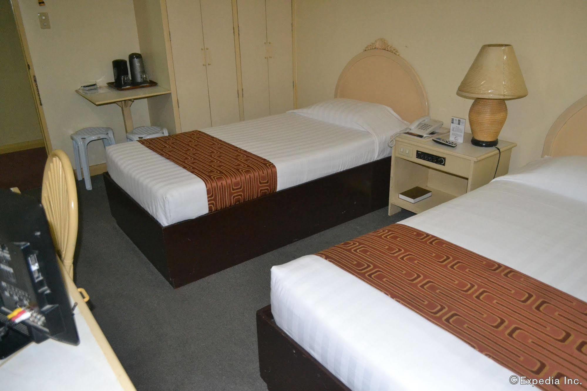 Hotel Cesario Lapu-Lapu City Eksteriør billede