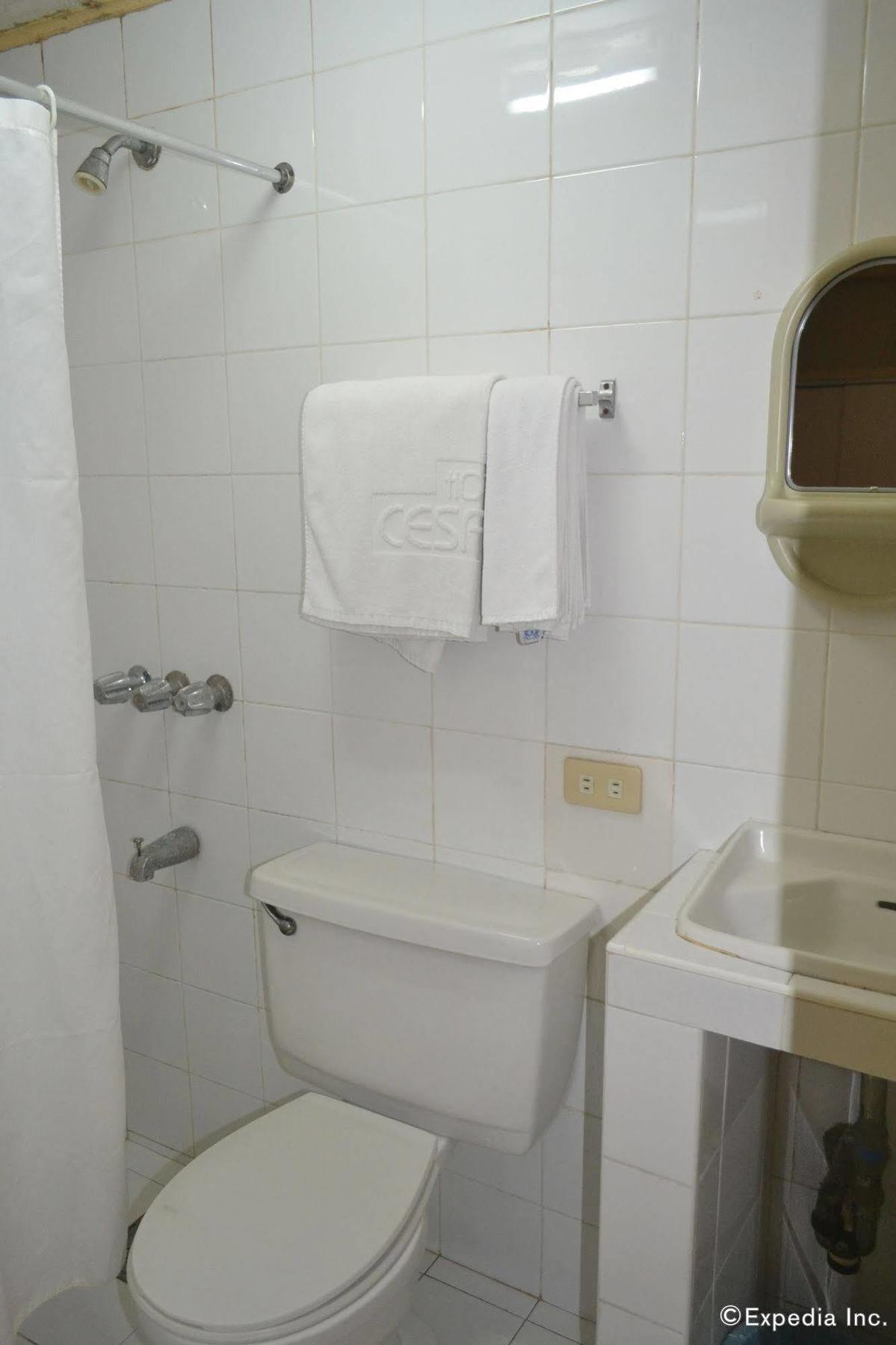 Hotel Cesario Lapu-Lapu City Eksteriør billede